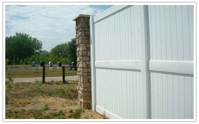 Denver commercial fence company